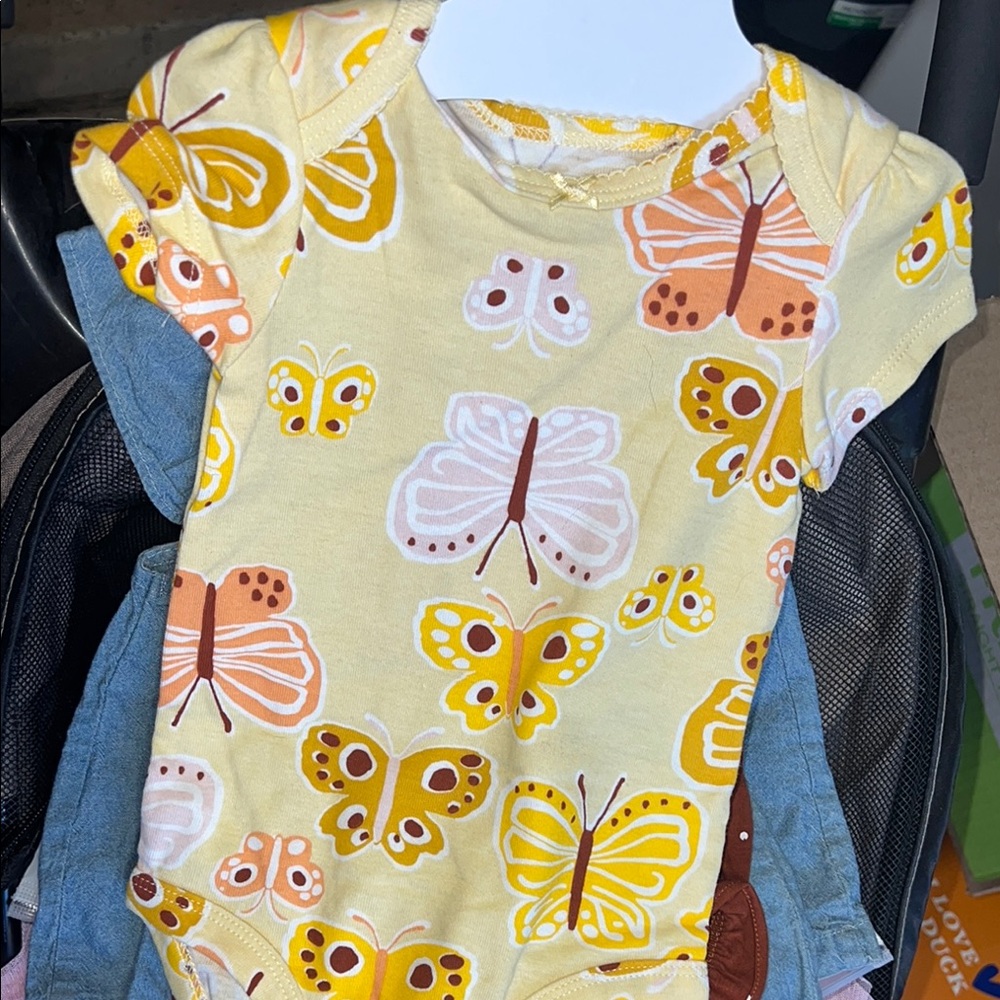 4 piece Yellow Butterfly and Denim Print Baby Outfits